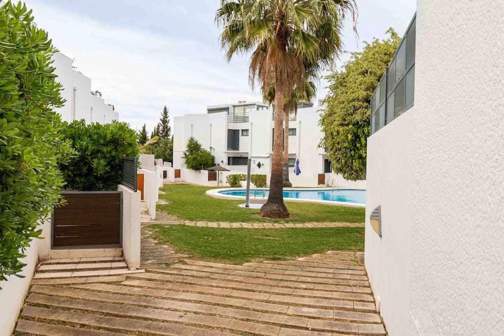 Apartamento Moderno Tranquilo Con Piscina Y Jardin Denia Exterior photo